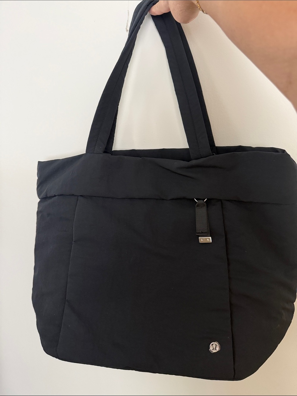 lululemon On My Level Carryall Tote Bag 27.5L.